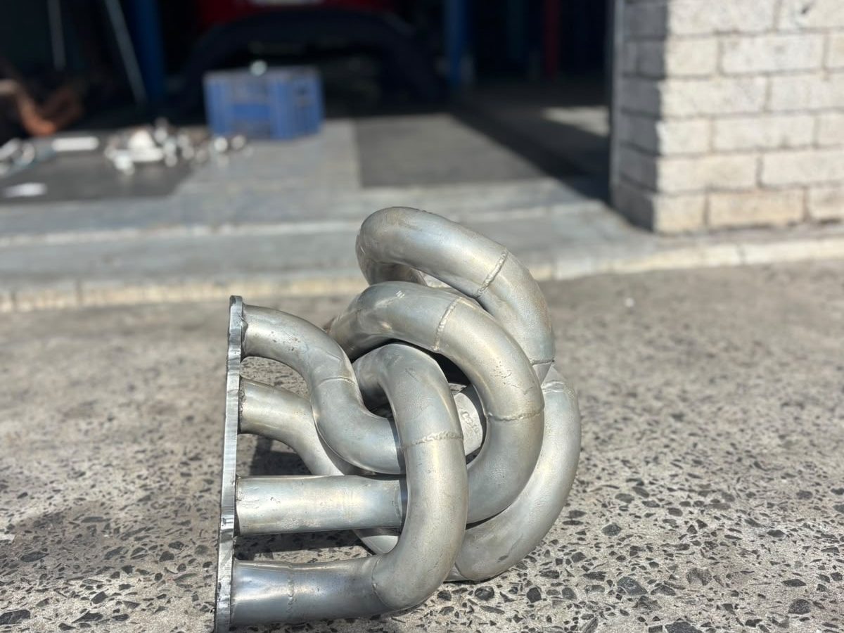 Stainless tubular turbo manifold